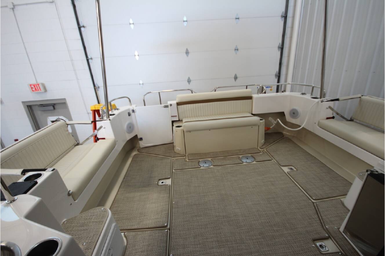 A photo of this 2026 Ranger Tugs R-31 Command Bridge Luxury Edition