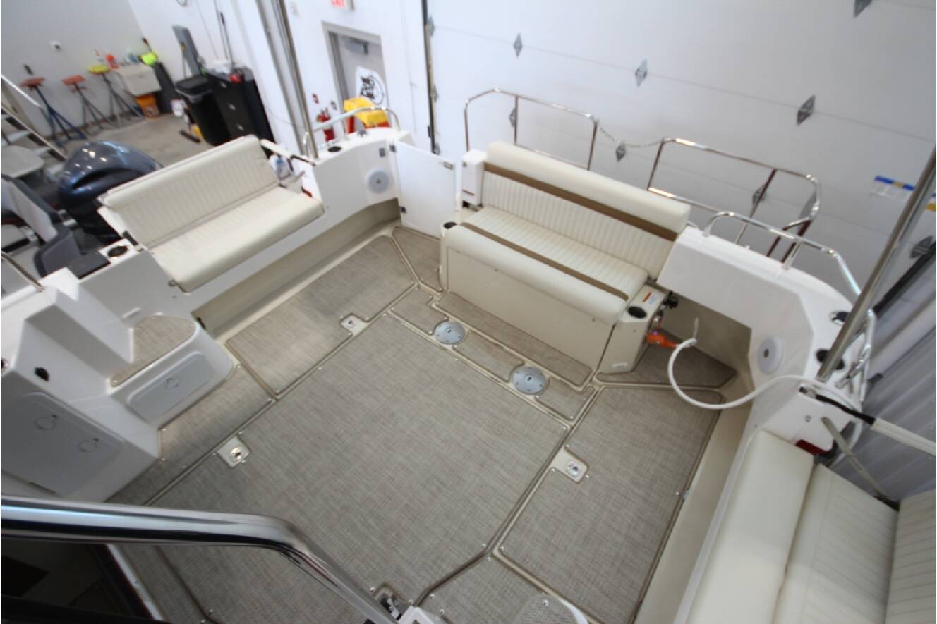 A photo of this 2026 Ranger Tugs R-31 Command Bridge Luxury Edition
