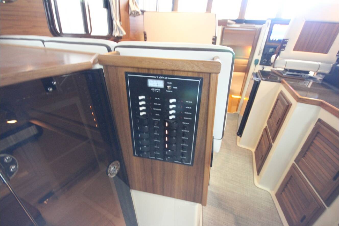 A photo of this 2026 Ranger Tugs R-31 Command Bridge Luxury Edition