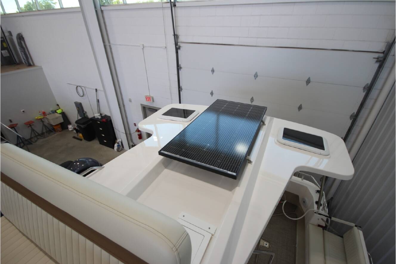 A photo of this 2026 Ranger Tugs R-31 Command Bridge Luxury Edition