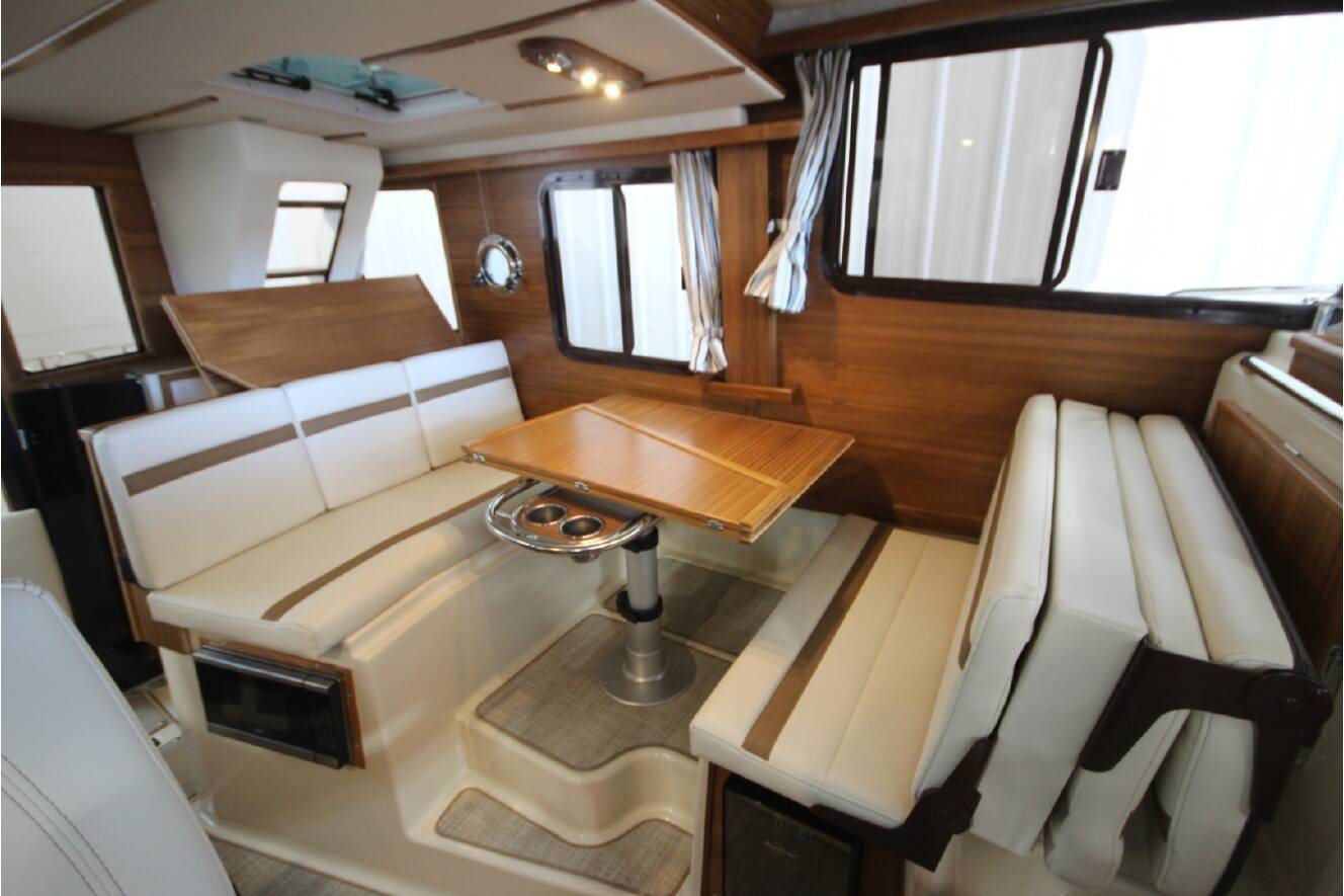 A photo of this 2026 Ranger Tugs R-31 Command Bridge Luxury Edition