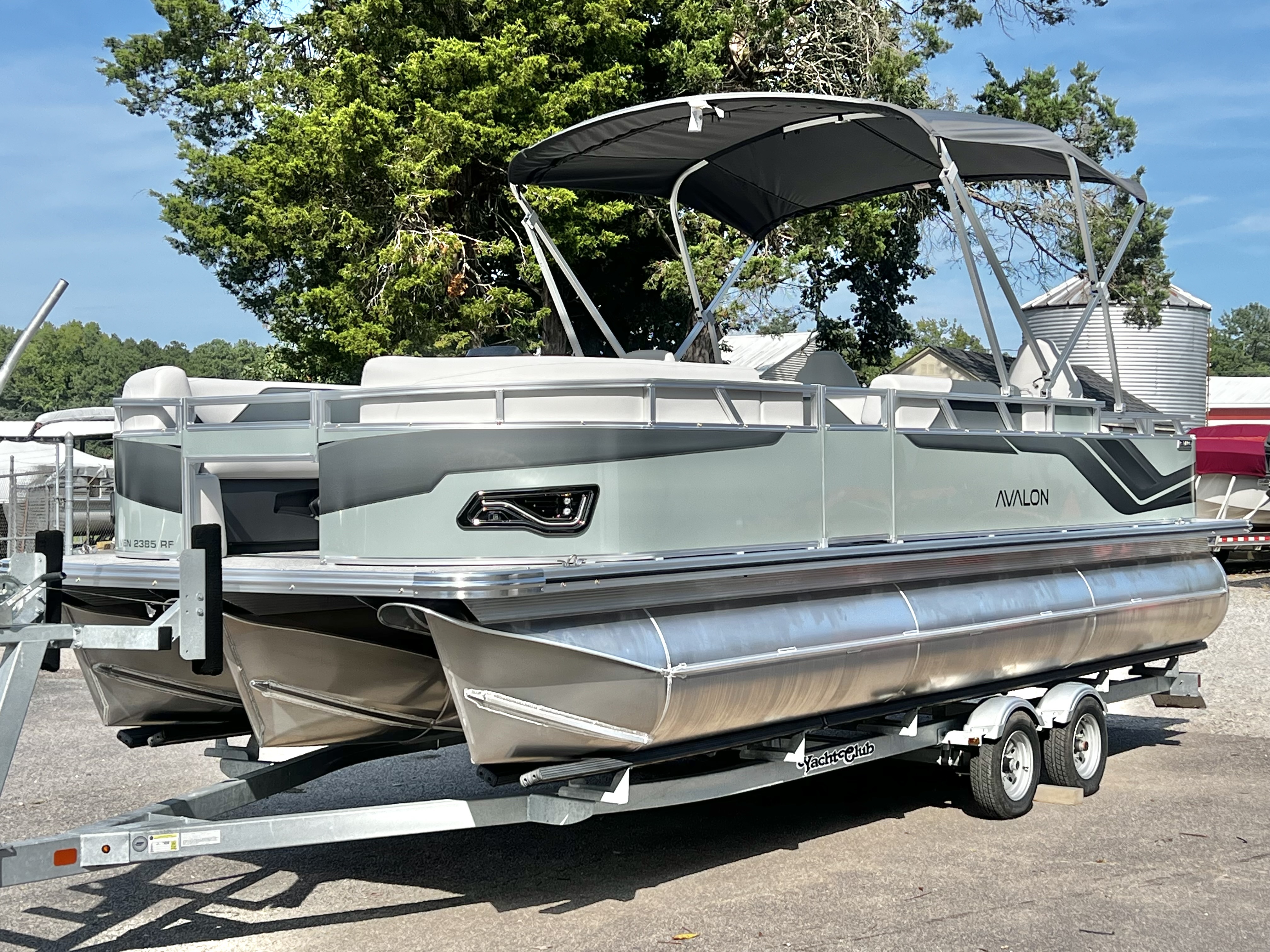 2027 Avalon Venture 85 23' Rear Fish Triple-Toon 23 FT in petersburg VA