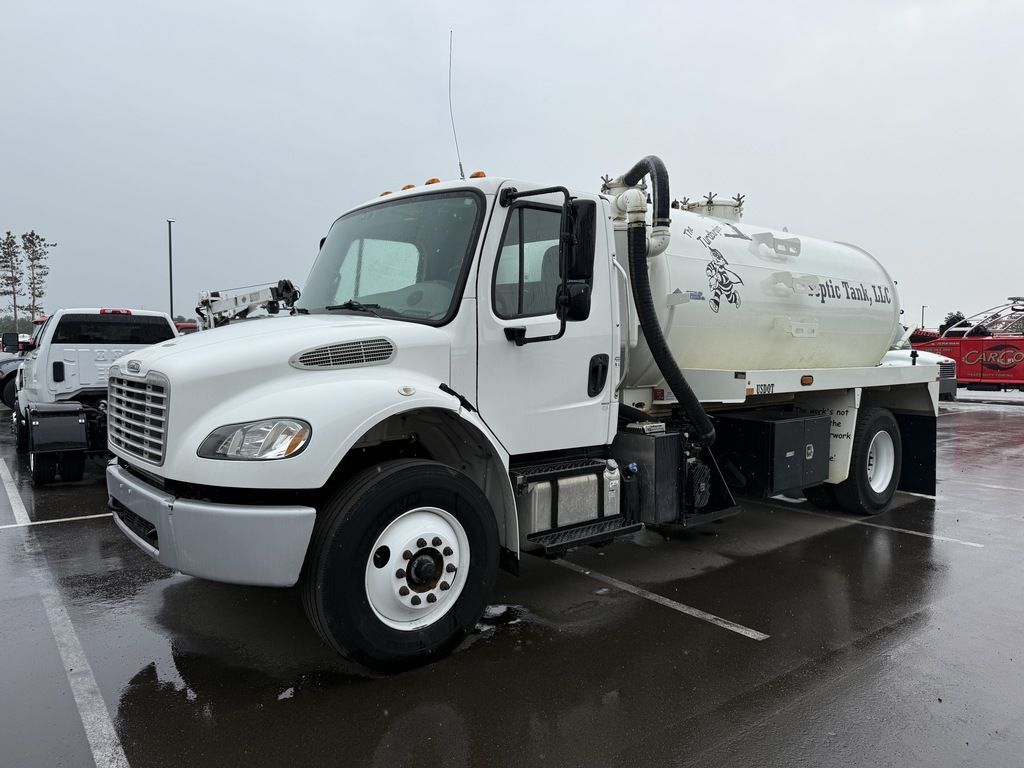 2019 FREIGHTLINER VACUUM SEPTIC TANK in Rice, MN