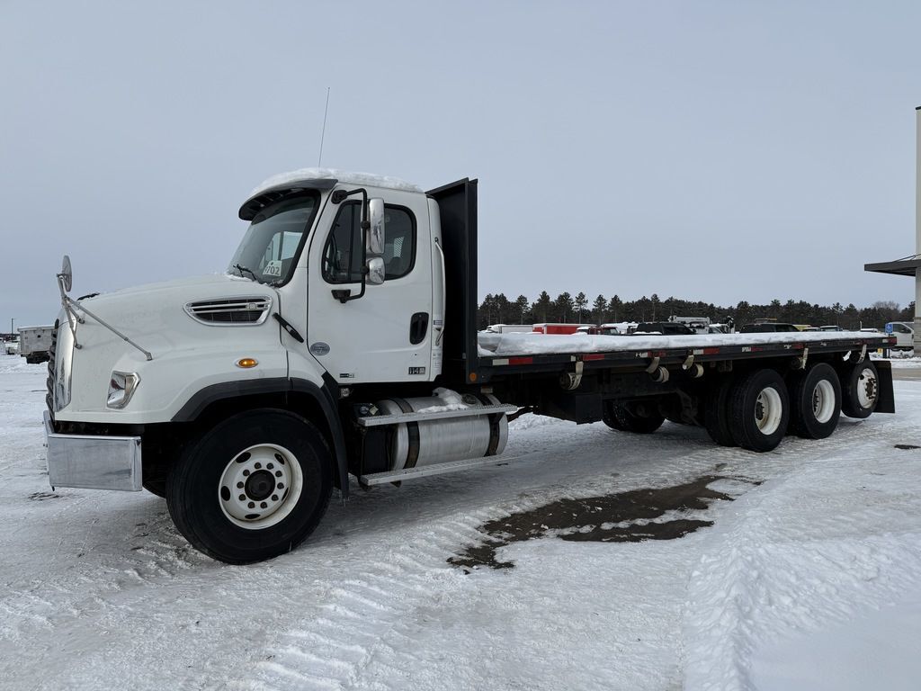 2014 FREIGHTLINER 114SD FLATBED in Rice, MN