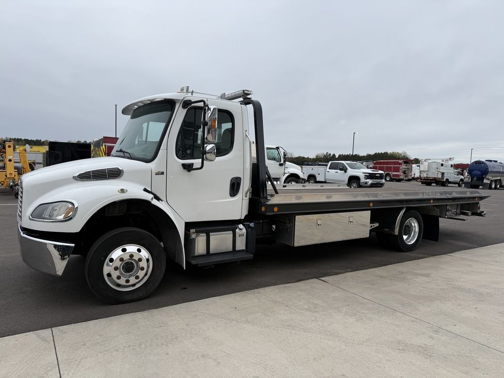 2019 FREIGHTLINER CHEVRON ROLLBACK in Rice, MN