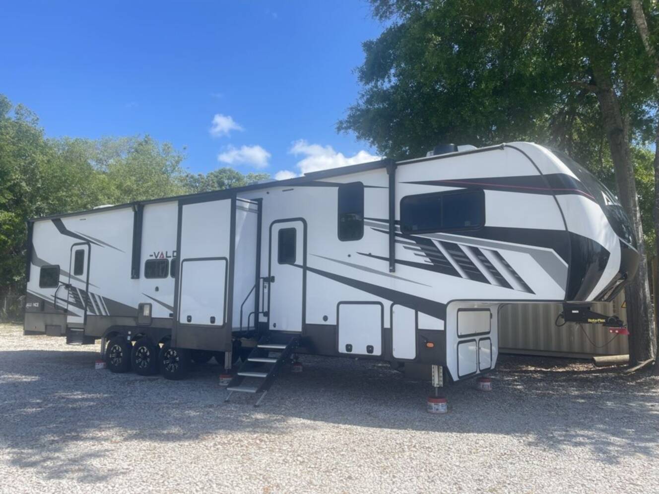 A photo of this 2022 Alliance Rv Valor 40V13
