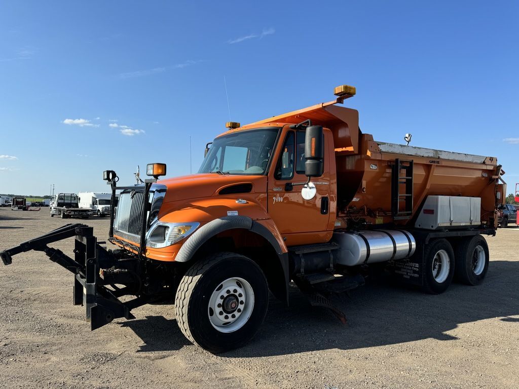 2006 INTERNATIONAL 7600 PLOW in Rice, MN