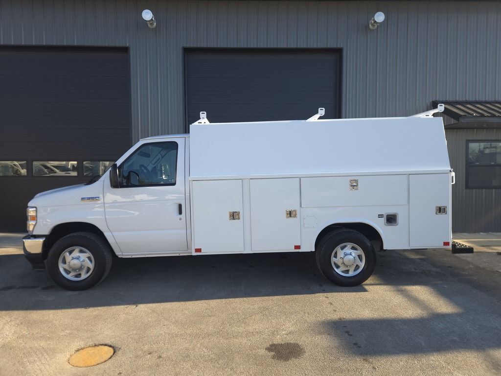 2022 Ford E350 in West Chester, PA