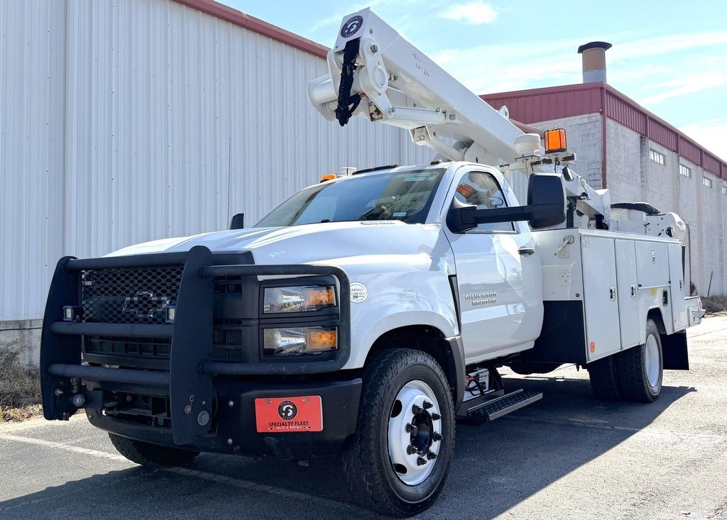 2019 ETI ETC37IH / Chevrolet C6500 - Bucket Truck in Lindale, TX