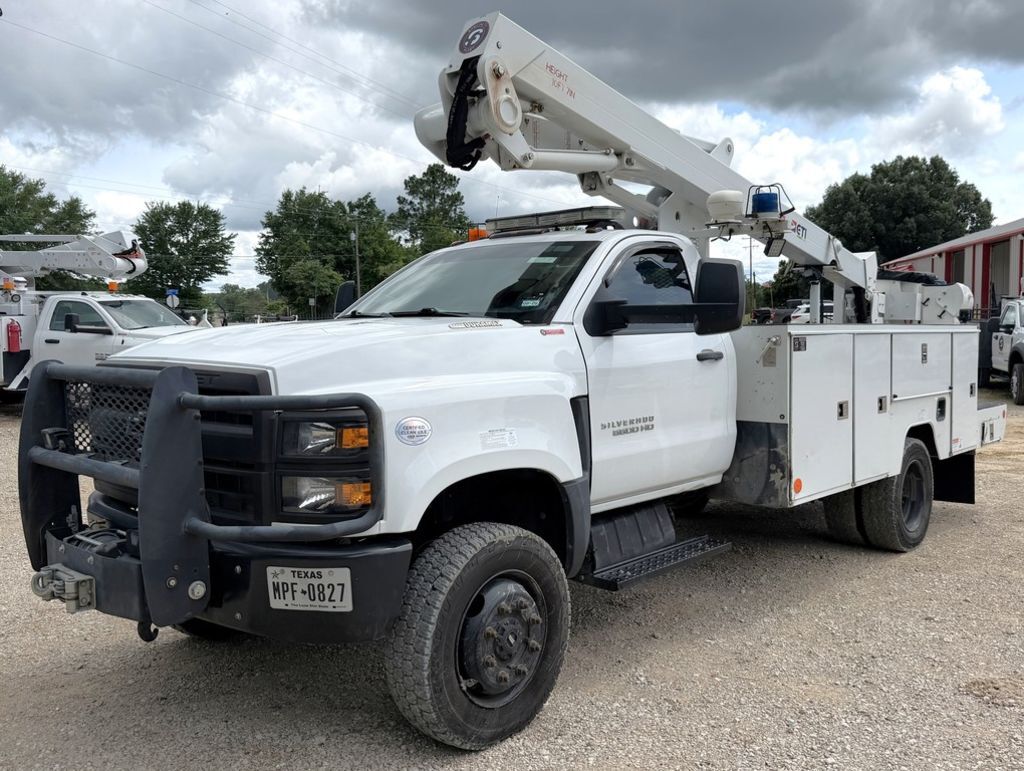 2019 ETI ETC37IH / Chevrolet C6500 4x4 - Bucket Truck in Lindale, TX
