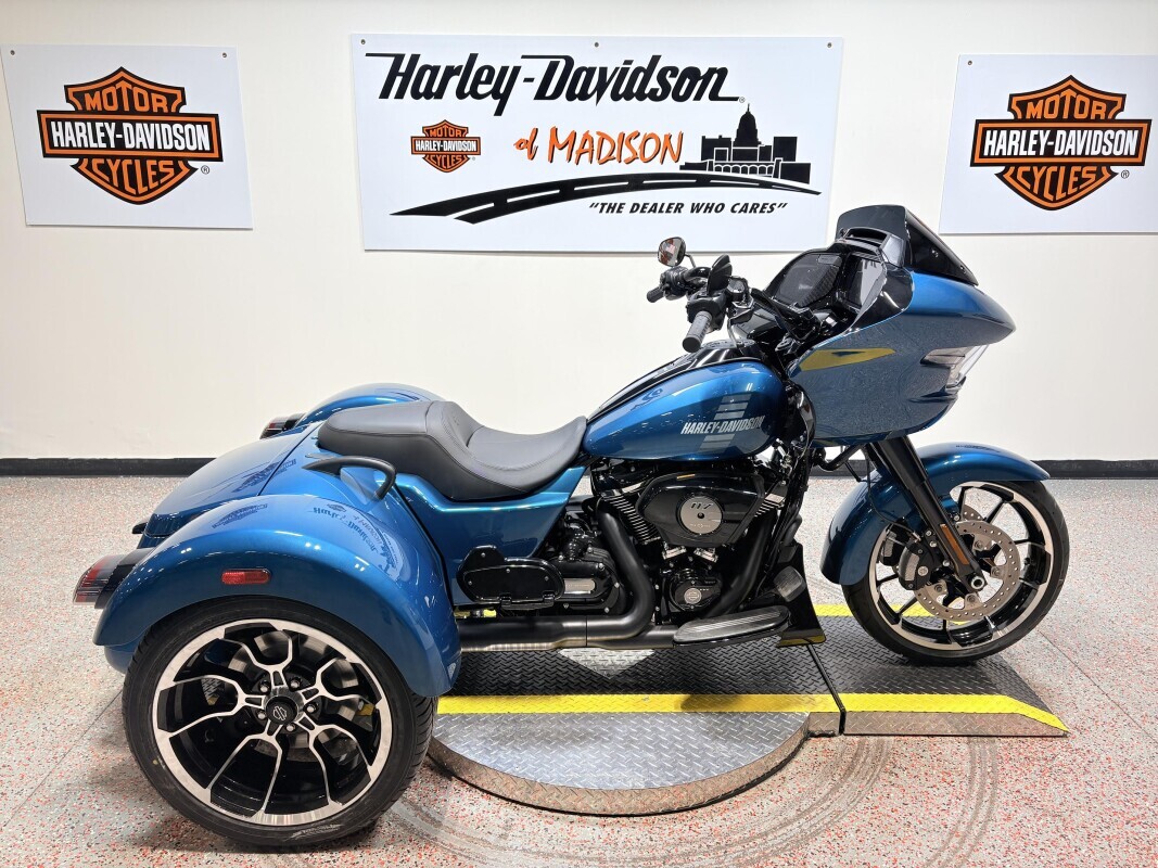 2026 Harley-Davidson Road Glide 3 3 in Madison, WI