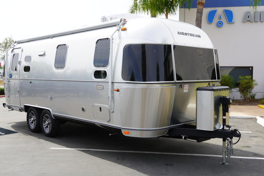 2026 Airstream Trade Wind 25FBQ Hatch in temecula CA
