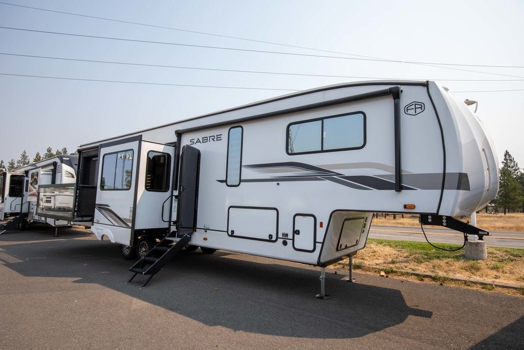 2025 Forest River Sabre 33RLP in spokane WA