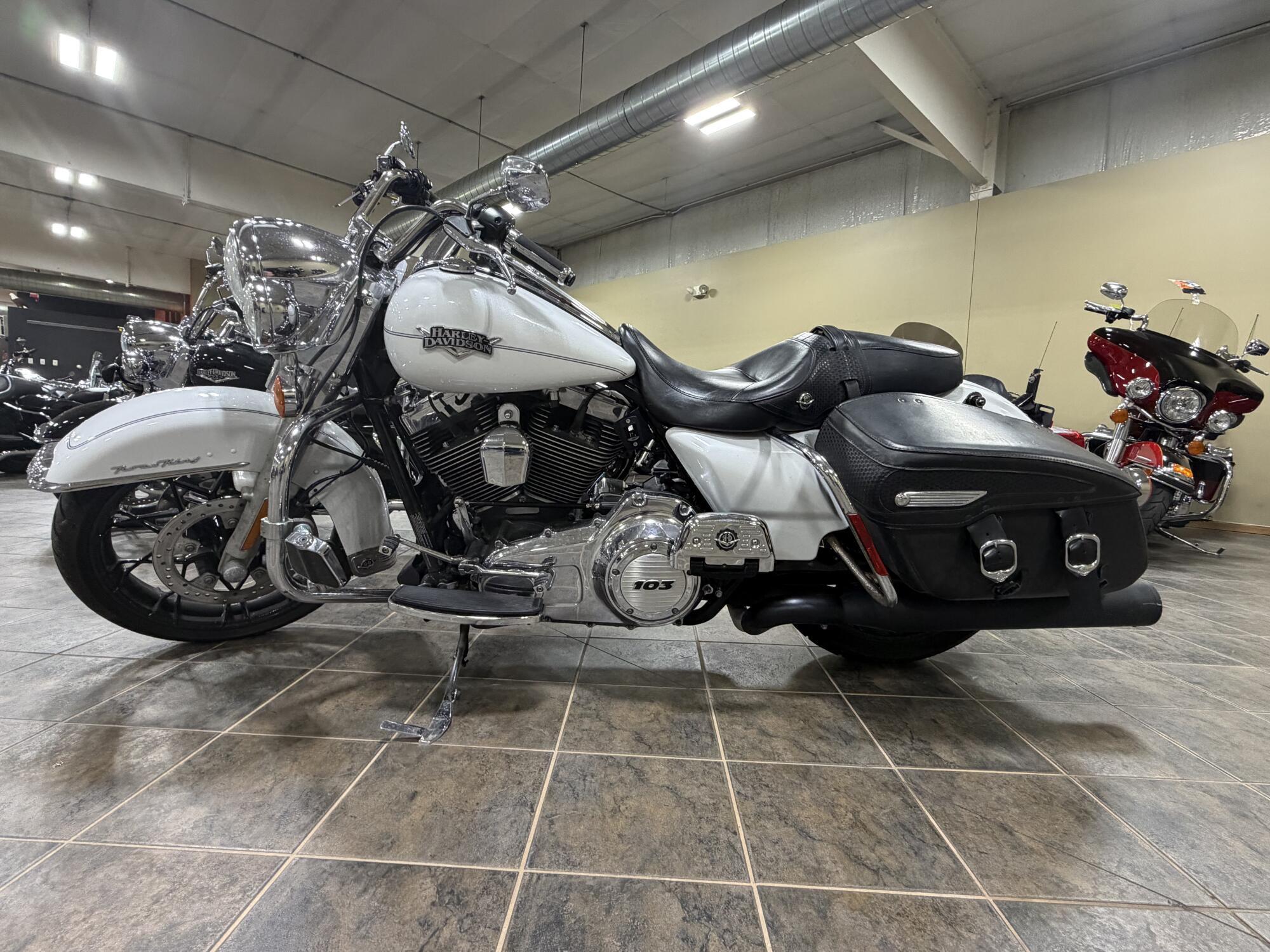 2012 Harley-Davidson Road King Classic CLASSIC in Carroll, IA