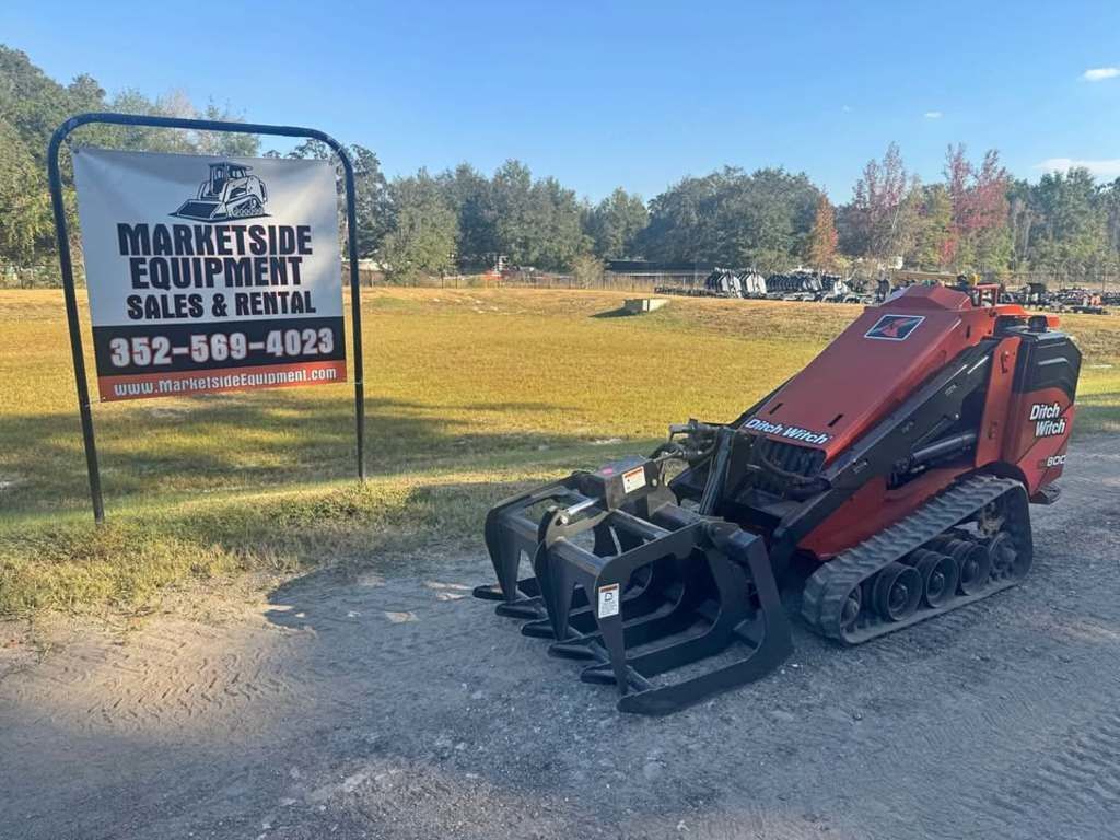 2018 Ditch Witch SK800 Mini Stand On Skid Steer with Grapple! in Bushnell, FL