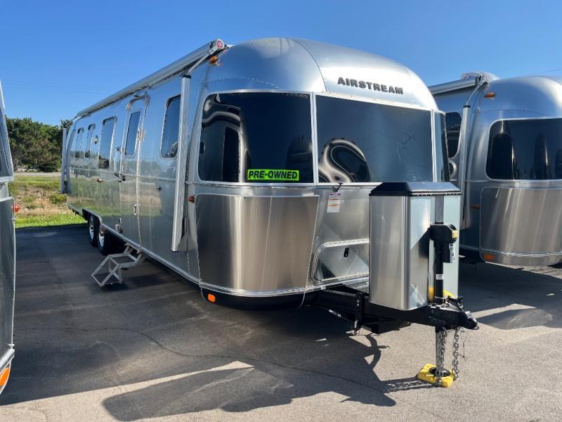 2021 Airstream Classic 33FB in traverse city MI