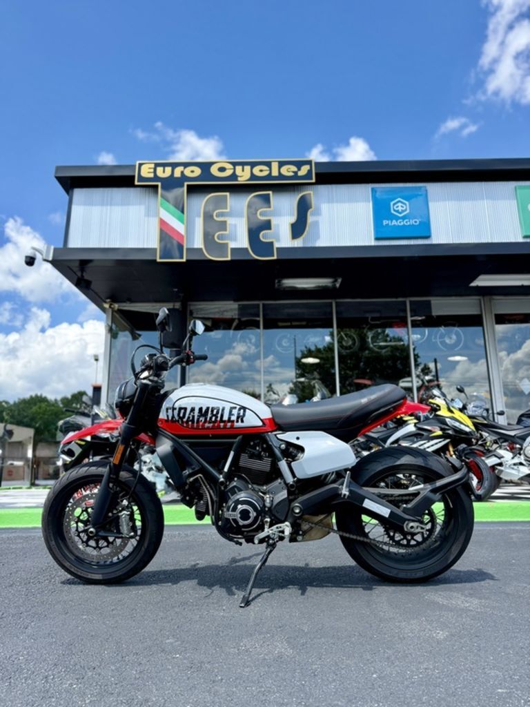 2022 Ducati Scrambler Urban Motard Star White Silk and Ducati GP BASE in Charlotte, NC