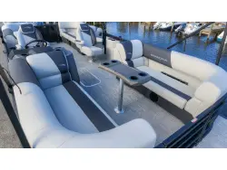 2027 Bennington 22 S1 STERN RADIUS