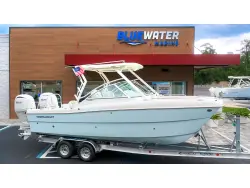 2027 World Cat 230DC