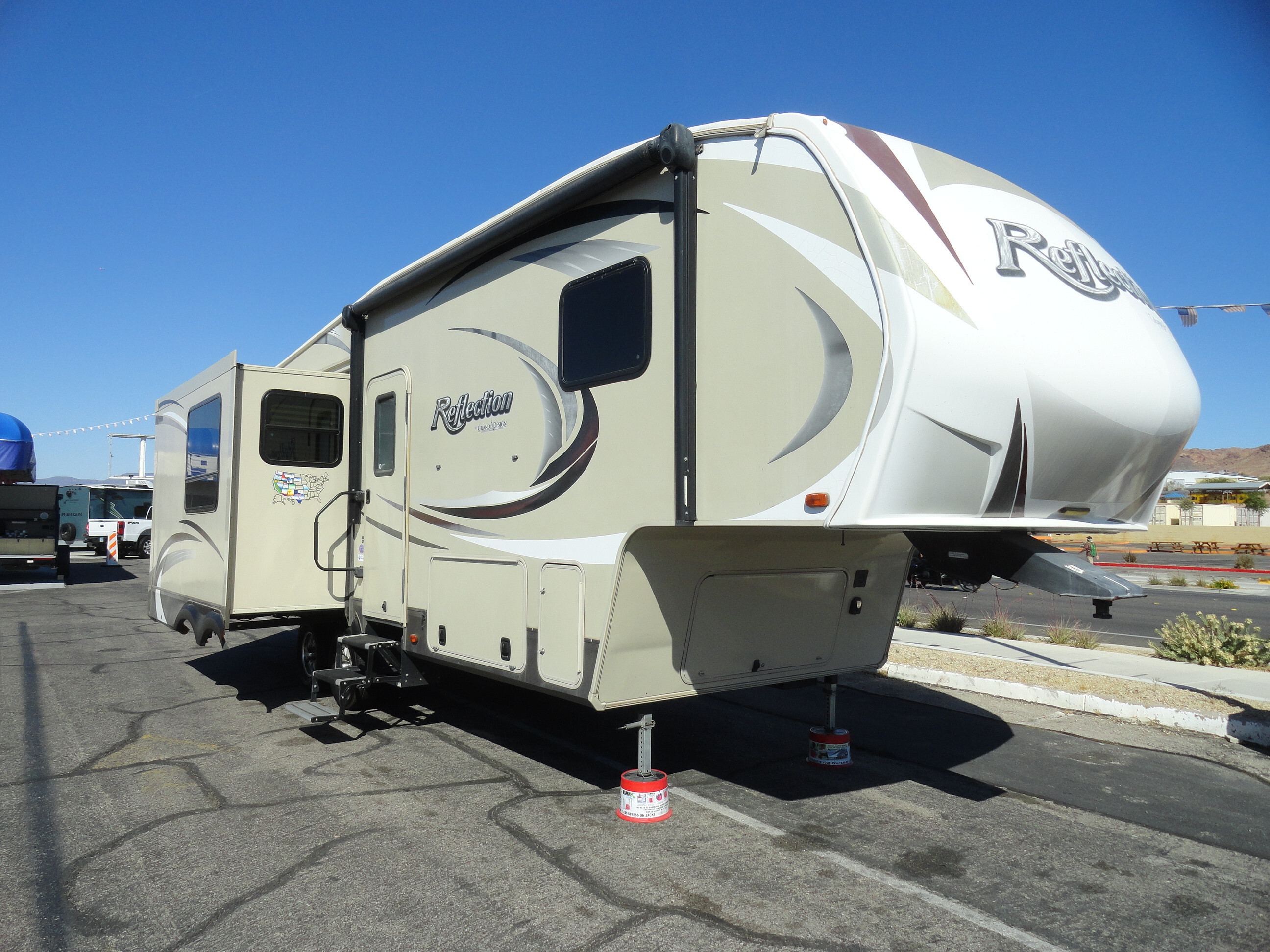 2015 Grand Design Reflection 27RL in boulder city NV