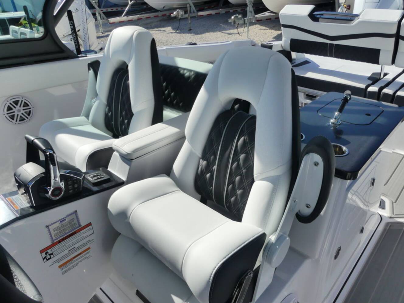 A photo of this 2027 Monterey Elite 30 OB