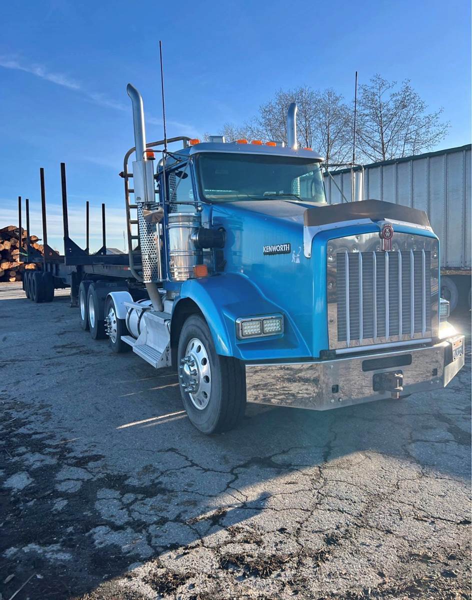 Kenworth T800 in Marysville, WA