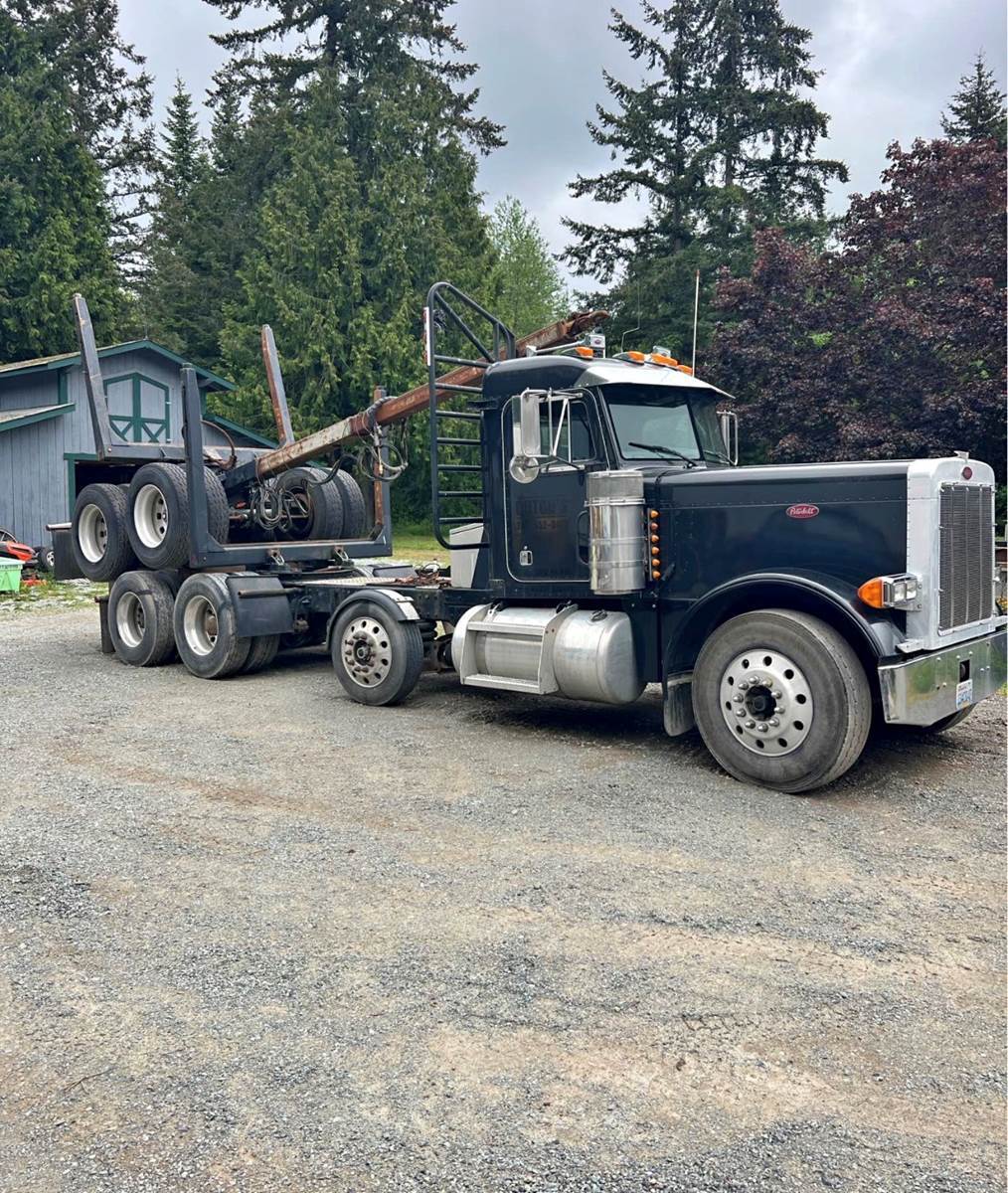 Peterbilt 379 in Marysville, WA