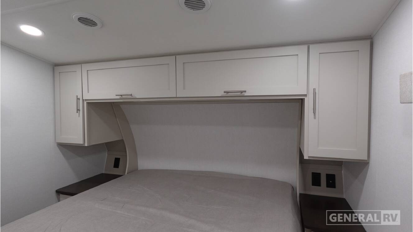 A photo of this 2027 Alliance Rv AVENUE 25RL