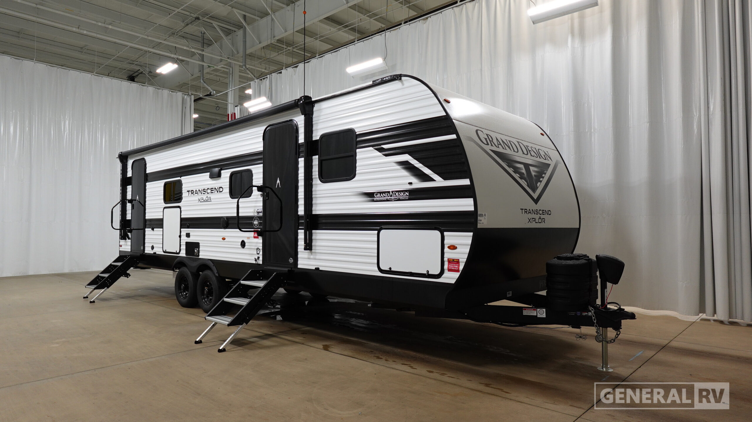 2027 Grand Design Transcend Xplor 27DBX in north canton OH