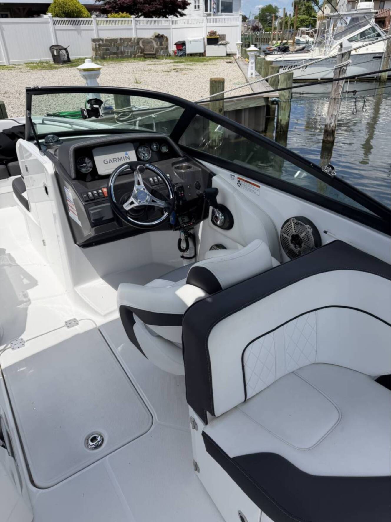 A photo of this 2018 Monterey M65