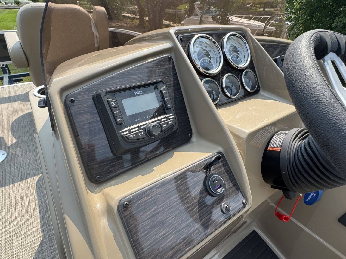 A photo of this 2025 Sylvan MIRAGE 8520