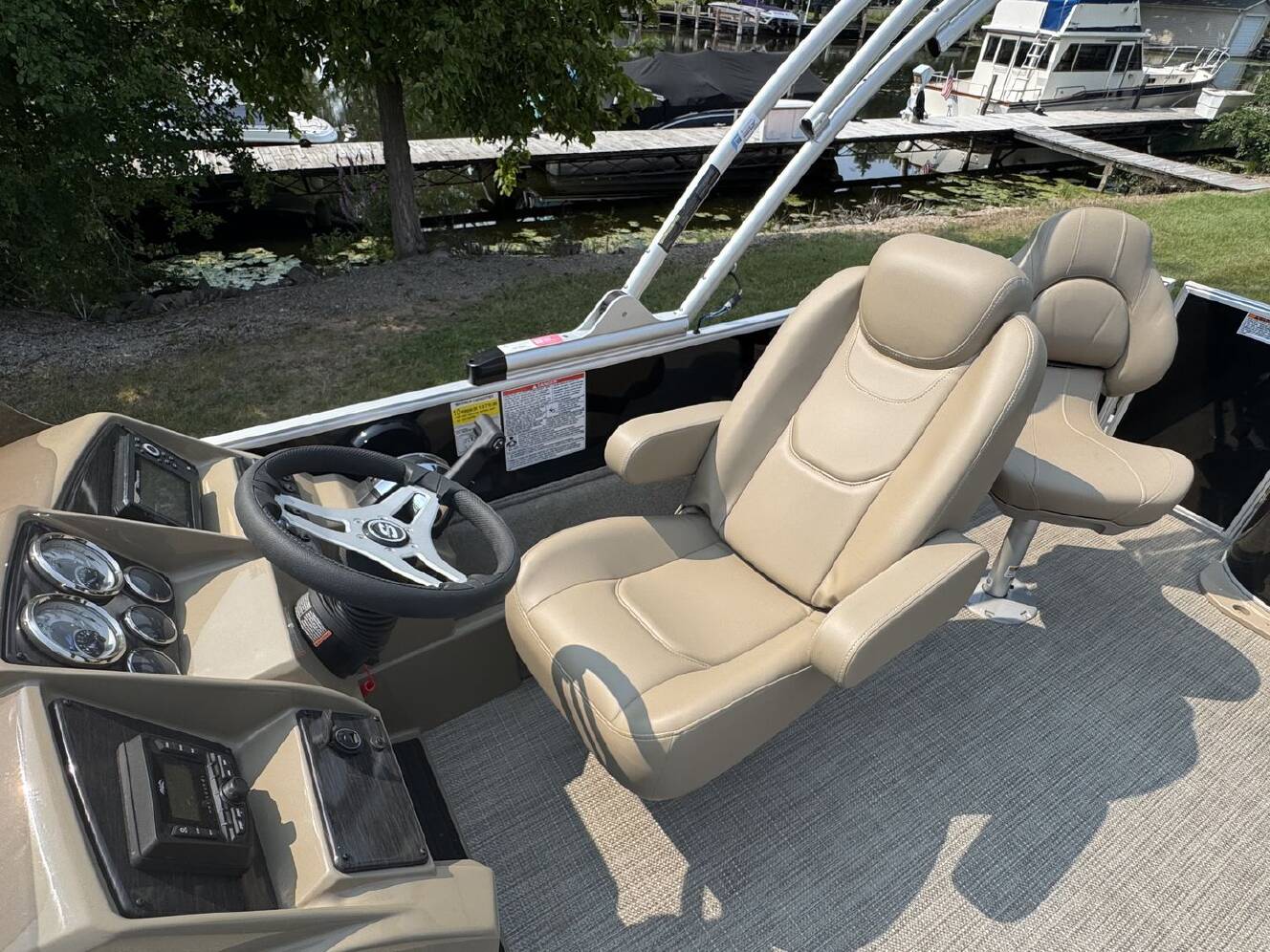 A photo of this 2025 Sylvan MIRAGE 8520