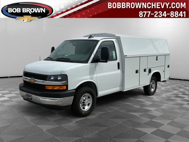 2025 CHEVROLET Express Cutaway 3500 in Urbandale, IA