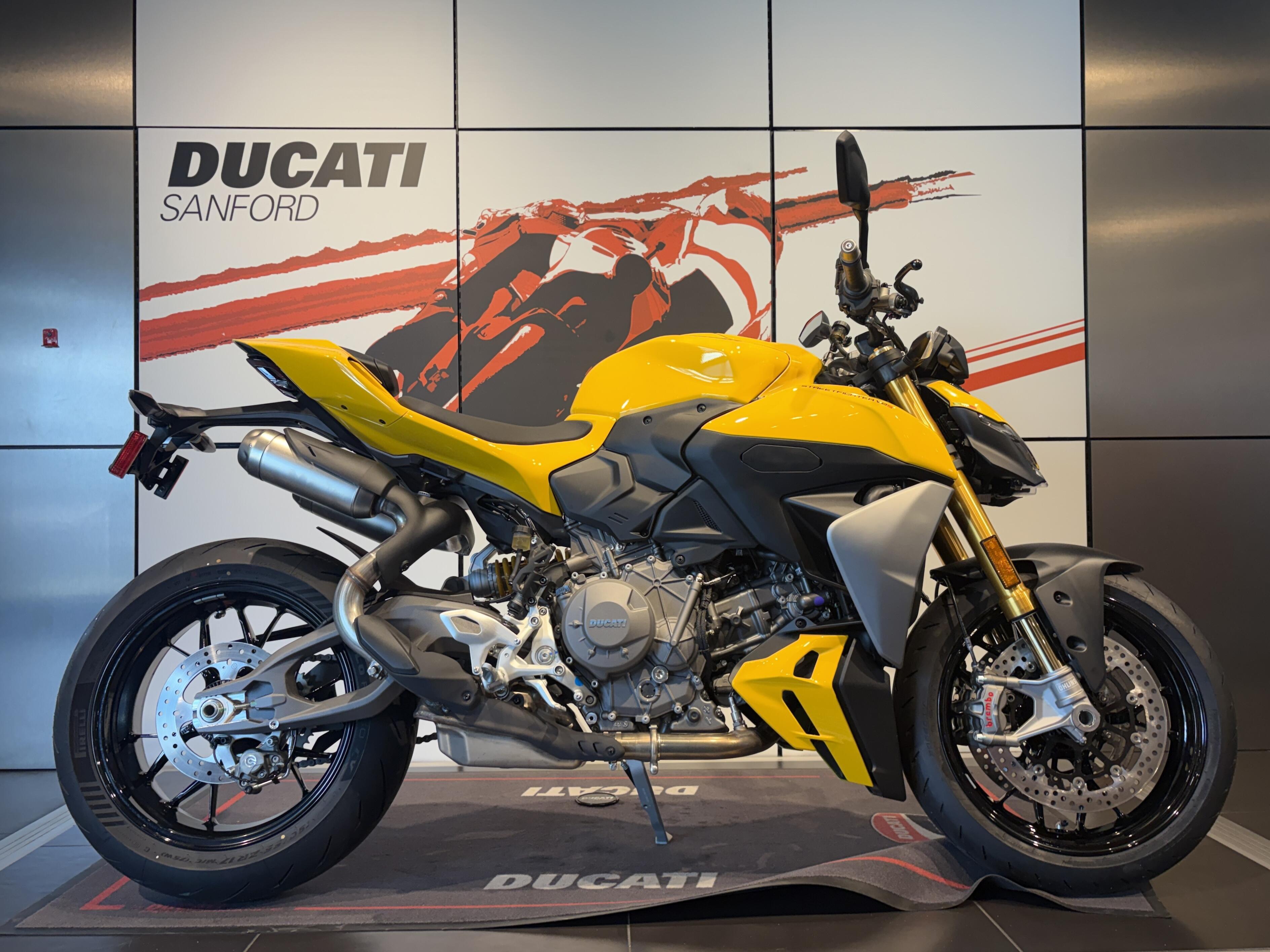 2026 Ducati STREETFIGHTER V2S V2 in Sanford, FL