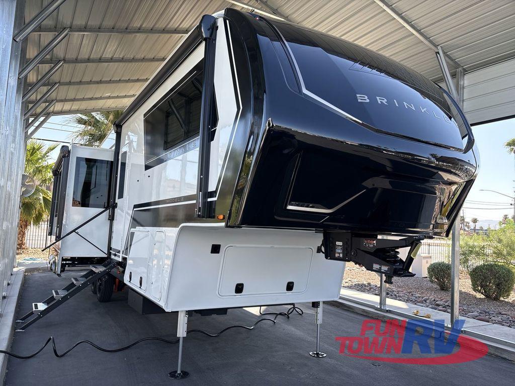 2027 Brinkley Model Z 3210 in cibolo TX