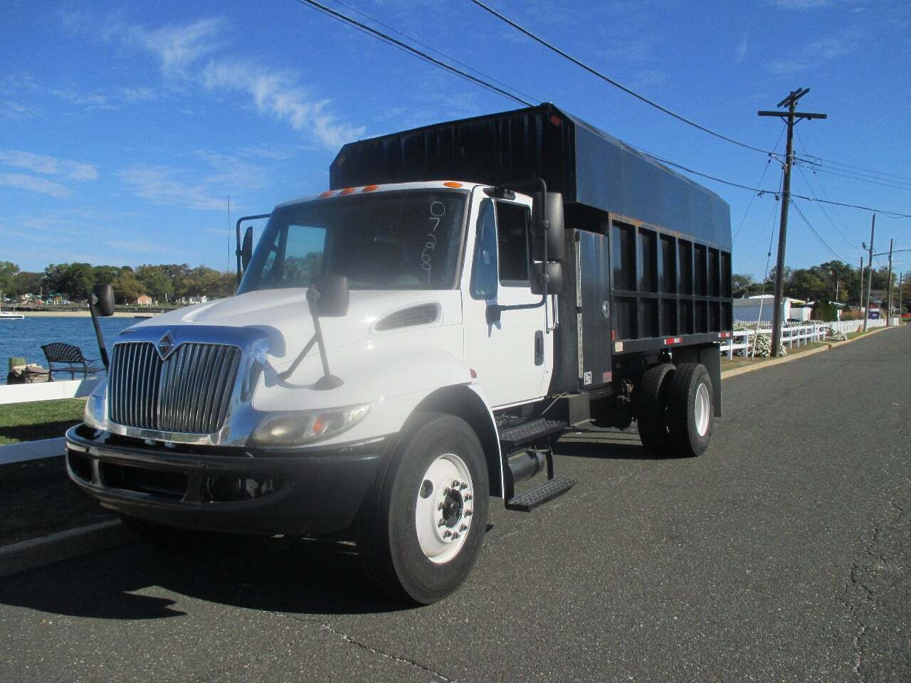 2012 INTERNATIONAL 4300 in Neptune, NJ