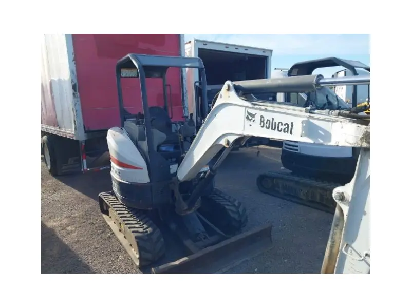 2017 BOBCAT E26