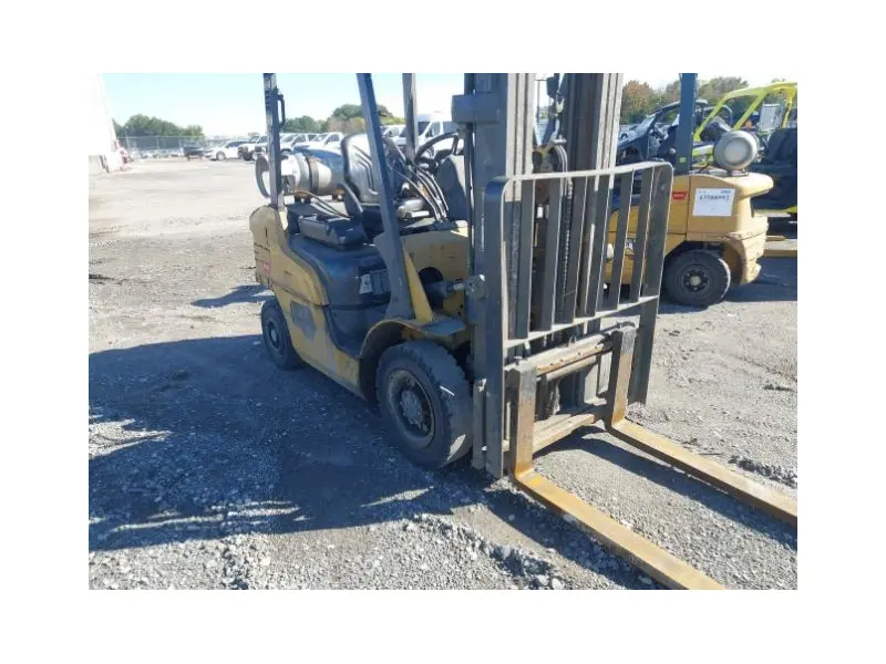 2022 Caterpillar GP25N