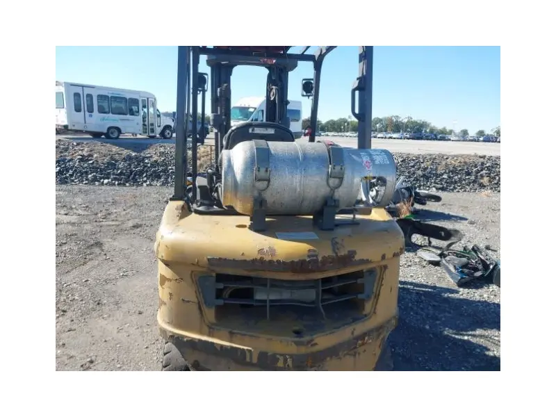 2022 Caterpillar GP25N