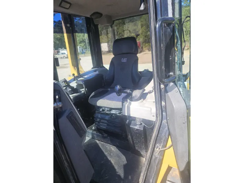 2017 Caterpillar D6N
