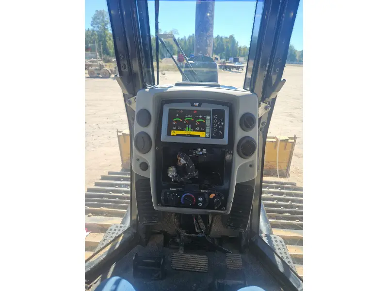 2017 Caterpillar D6N