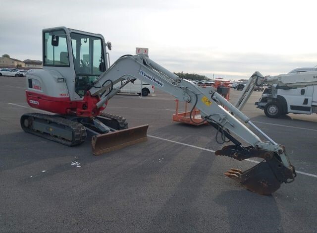 2019 TAKEUCHI TB235-2CR in Saint Augustine, FL