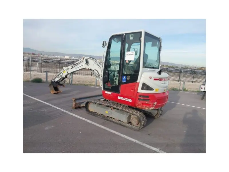 2019 TAKEUCHI TB235-2CR
