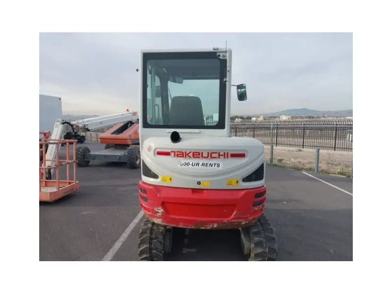 2019 TAKEUCHI TB235-2CR