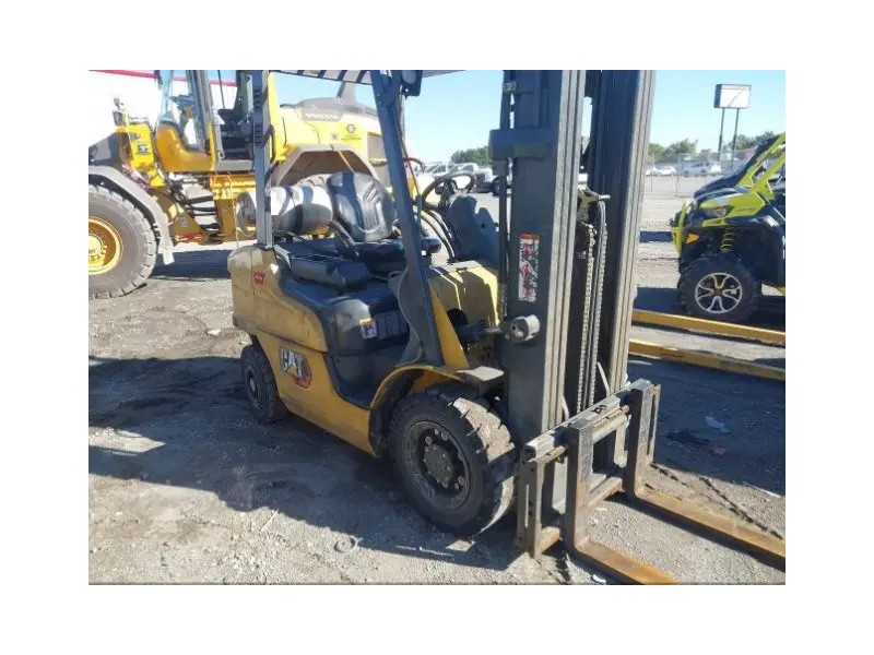2022 Caterpillar GP25N