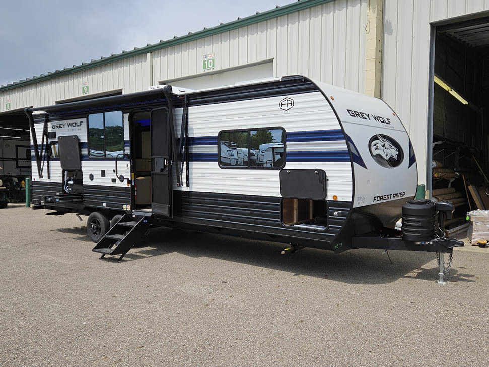 2027 Forest River Cherokee Grey Wolf 26SS in streetsboro OH