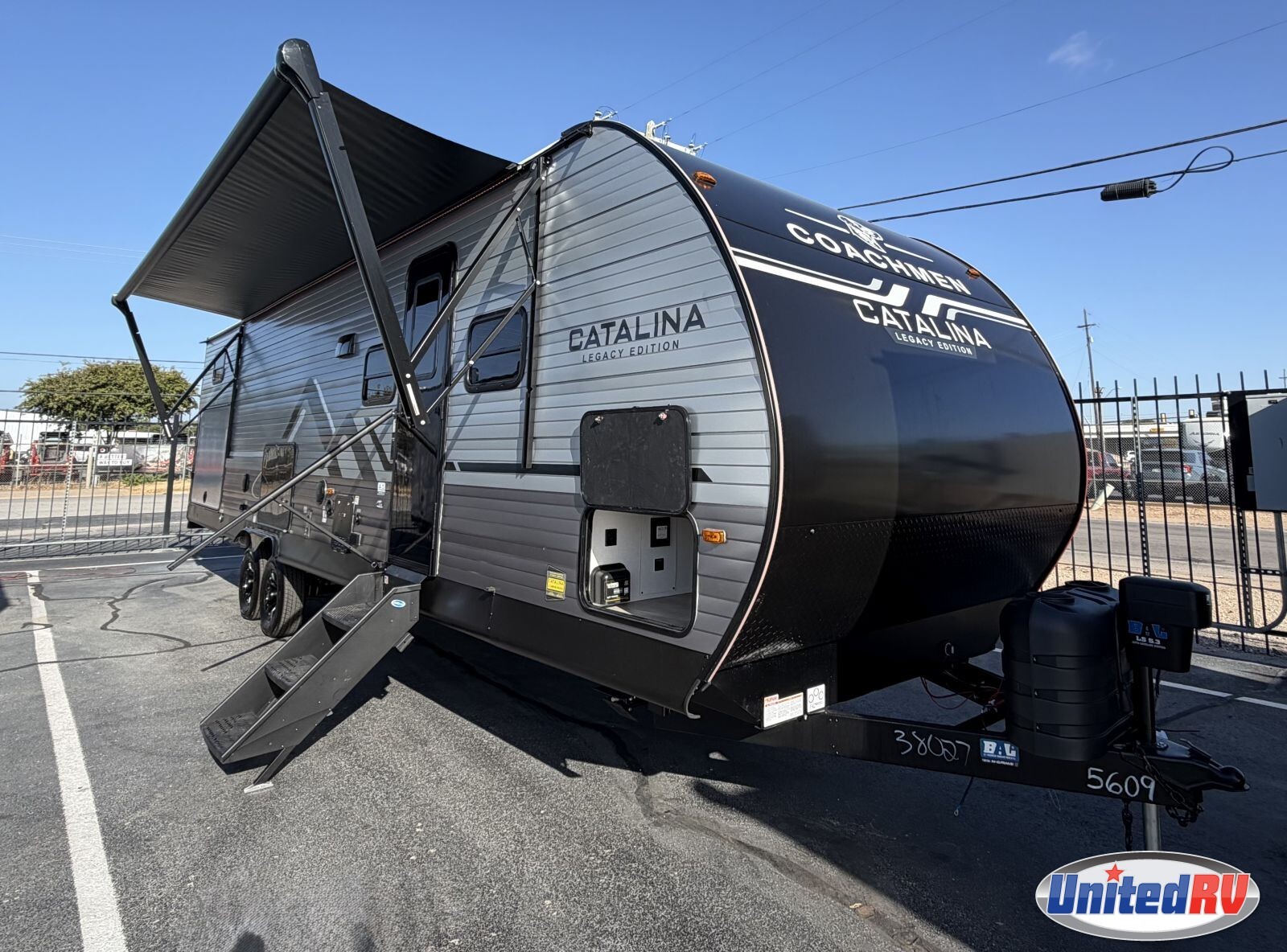 2027 Coachmen CATALINA LEGACY EDITION 323BHDSCKLE in fort worth TX