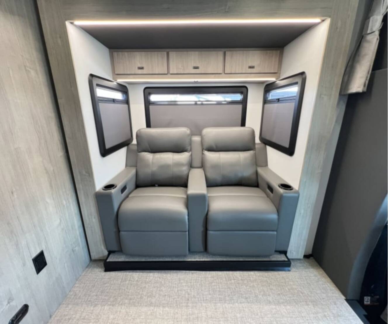 A photo of this 2027 Grand Design LINEAGE SERIES M 25TK-FBP