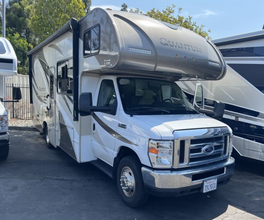 2017 Thor Motor Coach QUANTUM RS26 RV