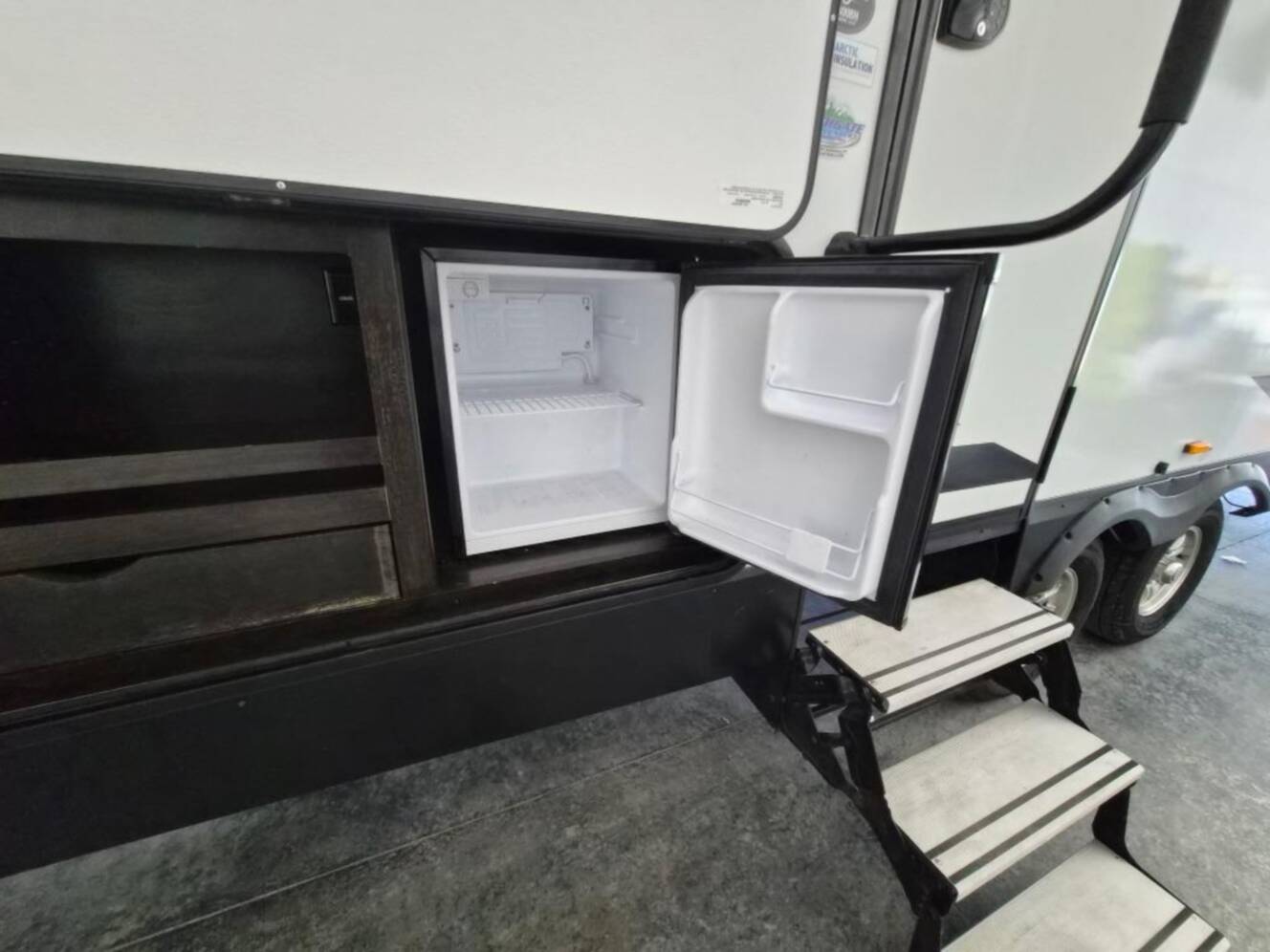 A photo of this 2019 Grand Design Imagine 2800BH